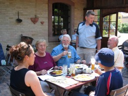  Jahresausflug 2004 Mittagessen im Hopfenschlingel in Rastatt