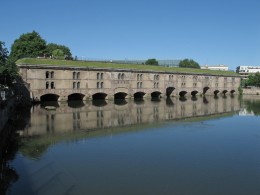  Strassburg Barrage Vauban Terrassen-Wehr in der Ill