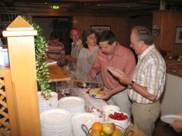  Jahresausflug 2007 Fruehstueck im Brauerei Gasthof Forsting