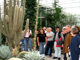  Jahresausflug 2007 Botanischer Garten Muenchen Fuehrung durch Fr. Berger