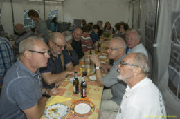  Flammkuchenessen-bei-Familie-Bleier